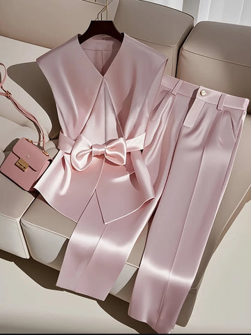 Elegant, simple solid color sleeveless romantic date top and trousers two-piece set