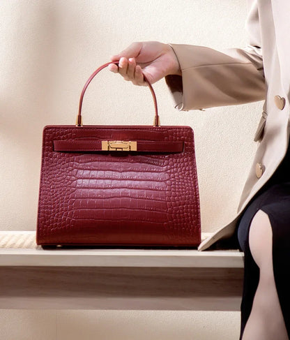 Luxurious Large Capacity Crossbody Handbag for Women Stylish Shoulder Bag