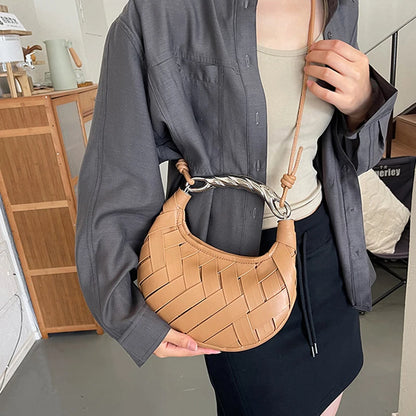 Woven Bird's Nest Bag Brand Creative Design Dumpling Shape Comfortable Fabric Commuter Shoulder Messenger Bag