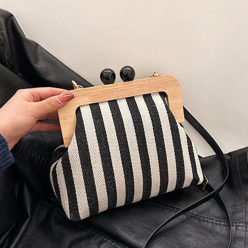Retro Striped Wooden Clip Shell Bags for Women Messenger Bag Black and white