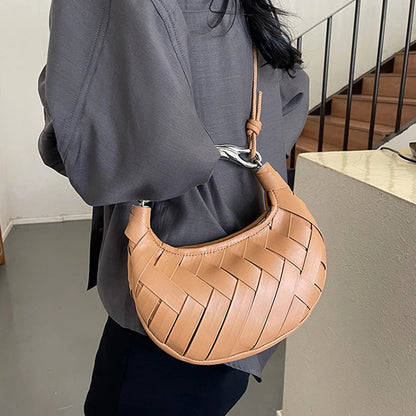 Woven Bird's Nest Bag Brand Creative Design Dumpling Shape Comfortable Fabric Commuter Shoulder Messenger Bag