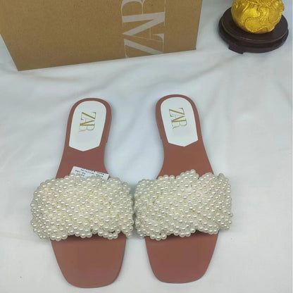 Women's White Pearl Weaving Flat Sandals