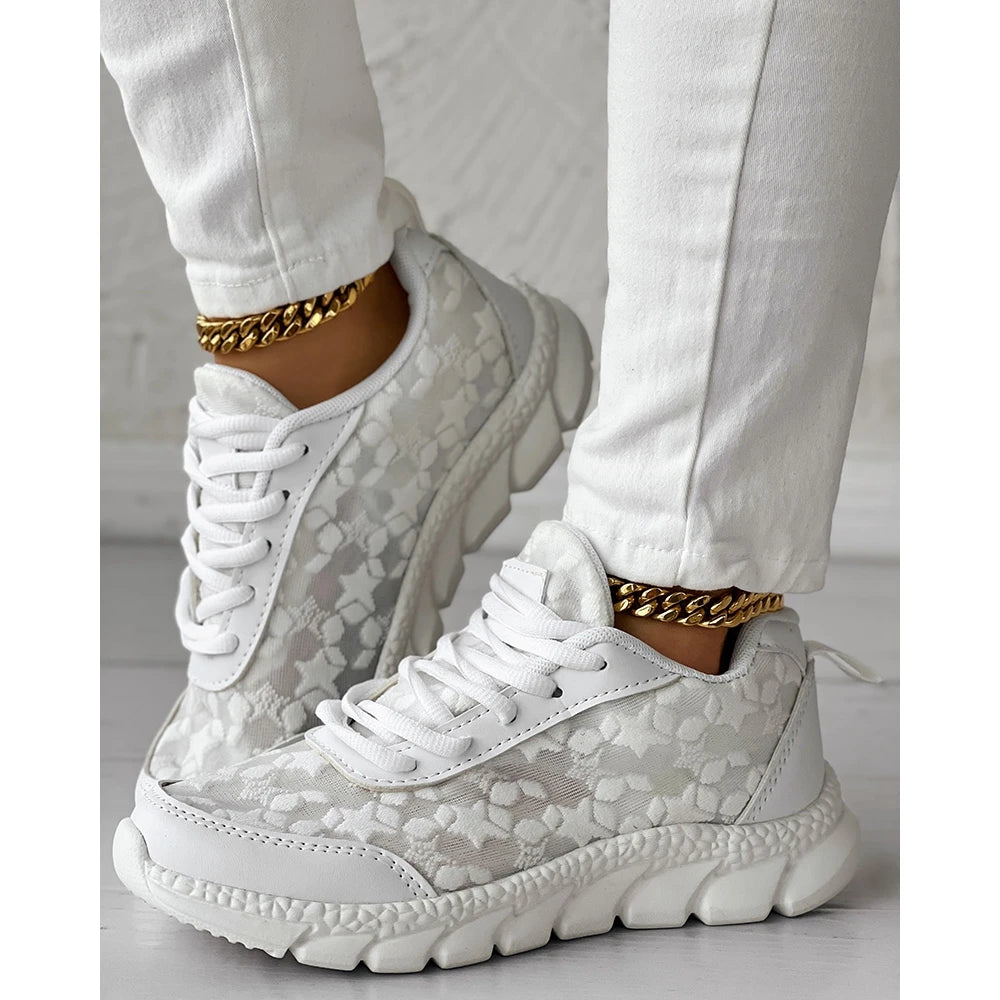 Women Star Pattern Lace-up Breathable Sneakers Daily Casual Round Toe White Sports Shoes Running Shoes