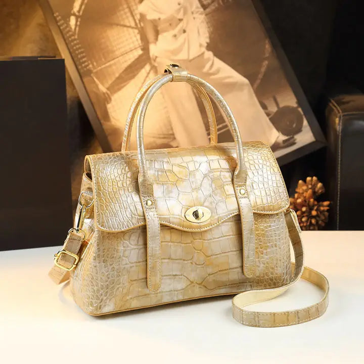 Luxury Designer Brand New High Quality Cowhide Large Capacity Crossbody Bag