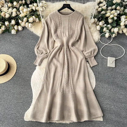 Lazy Style Round Neck Waist Wrapped Slim Mid Length Bubble Sleeve Knitted Dress