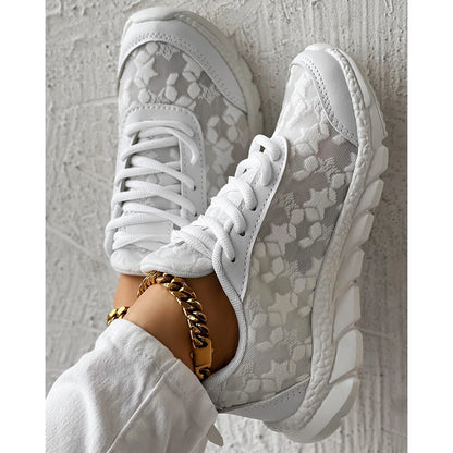 Women Star Pattern Lace-up Breathable Sneakers Daily Casual Round Toe White Sports Shoes Running Shoes