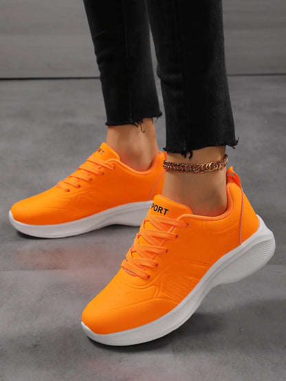 Casual Non-Slip PU Soft Light Breathable Sneakers Flats Platform White Black Women Sneakers Ladies Trainers