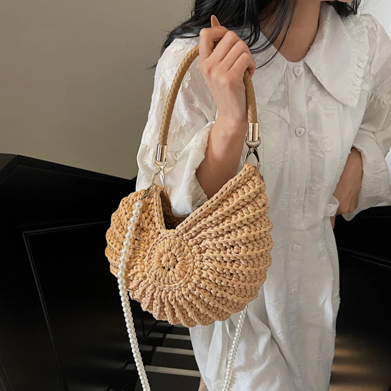 Luxury Hand-woven Shell Bag Women Seaside Conch Shell Messenger Bag