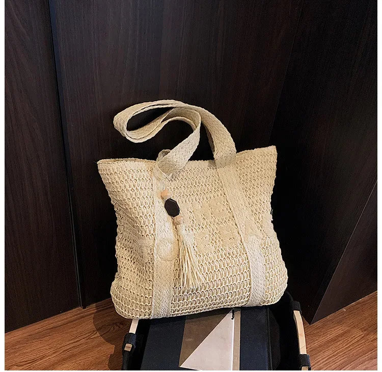 Women's Large Capacity Shoulder Bag Straw Woven Bag Letter Embroidery Handbag