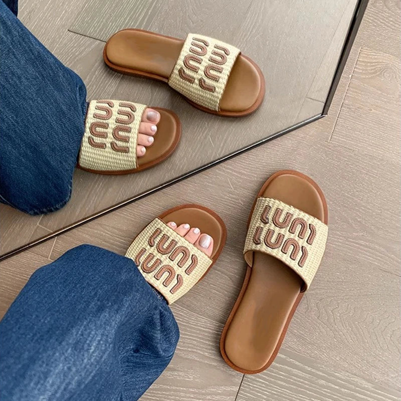 Women Slippers Summer New Beach Casual Wear Resistant Waterproof Women Vacation Slippers