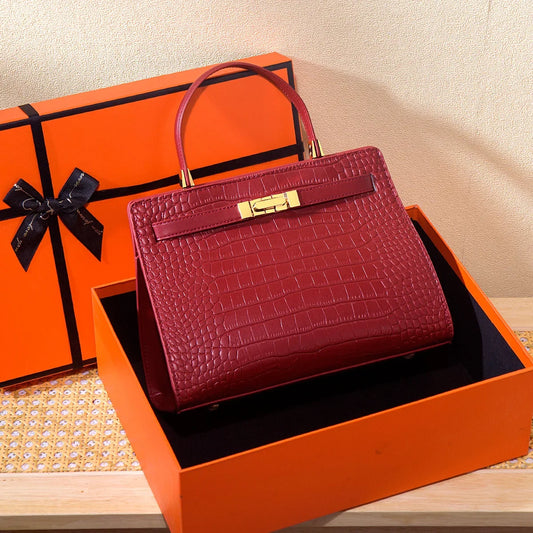 Luxurious Large Capacity Crossbody Handbag for Women Stylish Shoulder Bag