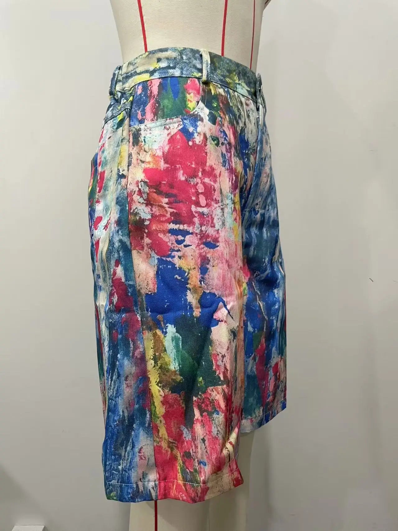 Women's Pockets Graffiti Shorts Hot Casual Summer Shorts Mid Waist Short