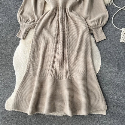 Lazy Style Round Neck Waist Wrapped Slim Mid Length Bubble Sleeve Knitted Dress
