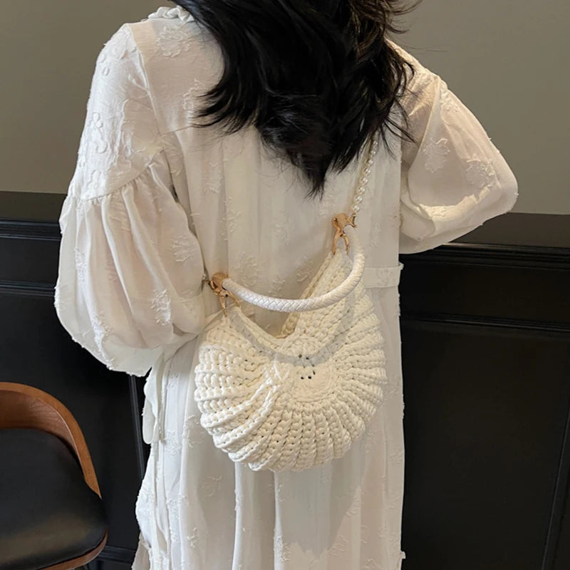Luxury Hand-woven Shell Bag Women Seaside Conch Shell Messenger Bag