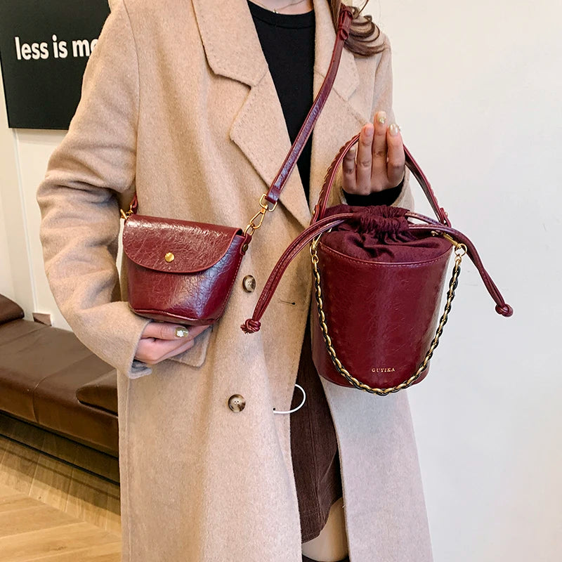Retro Bucket Crossbody Bags For Women Oil-waxed Leather 2-IN-1 Chain Shoulder Bag