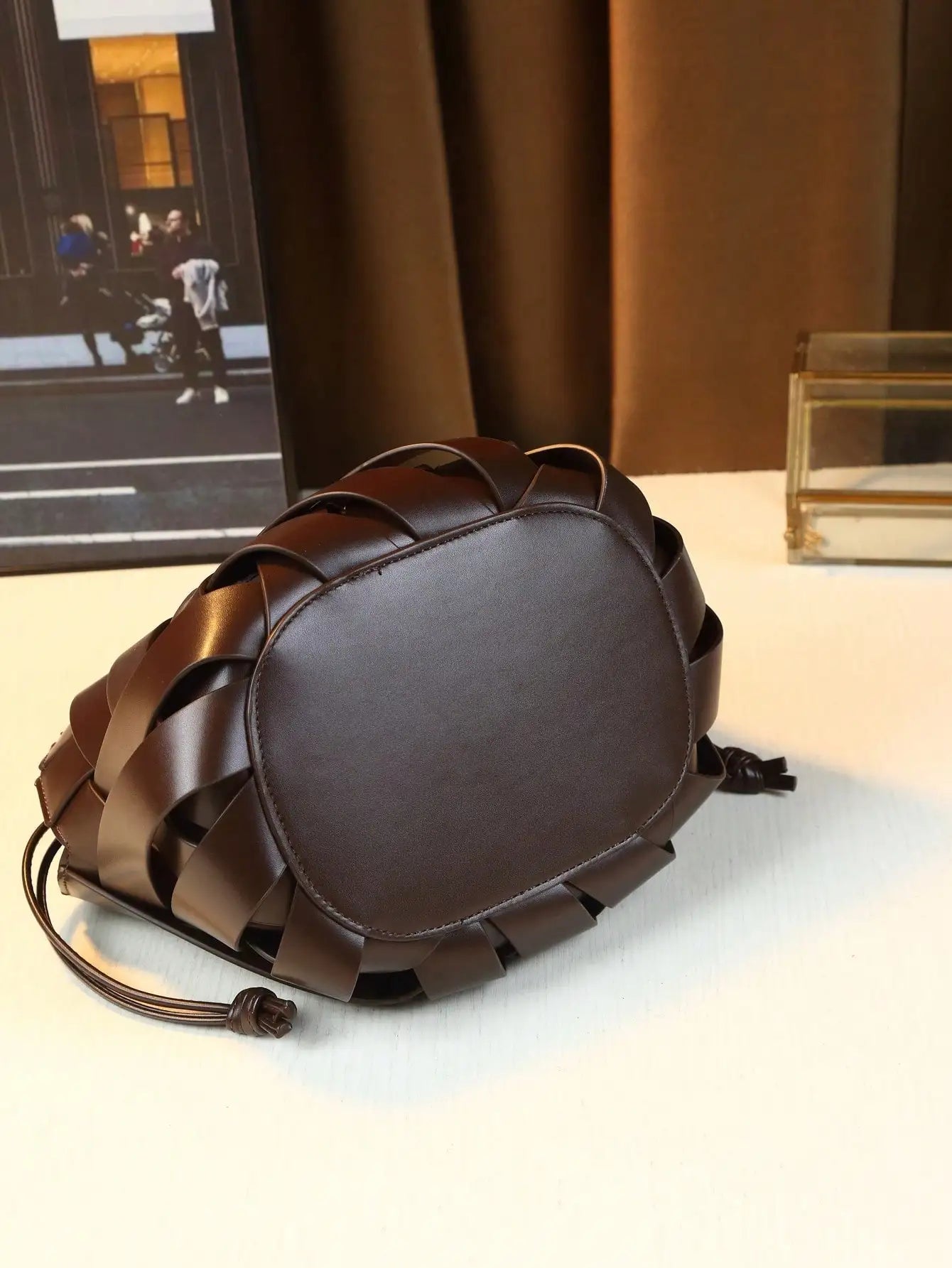 Woven Design Women Handbag, Tote Basket Bag, High-End Inverted Triangle Shaped Handbag