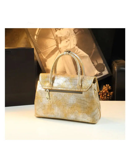 Luxury Designer Brand New High Quality Cowhide Large Capacity Crossbody Bag