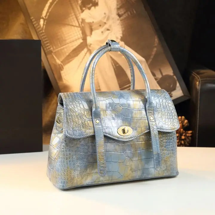 Luxury Designer Brand New High Quality Cowhide Large Capacity Crossbody Bag