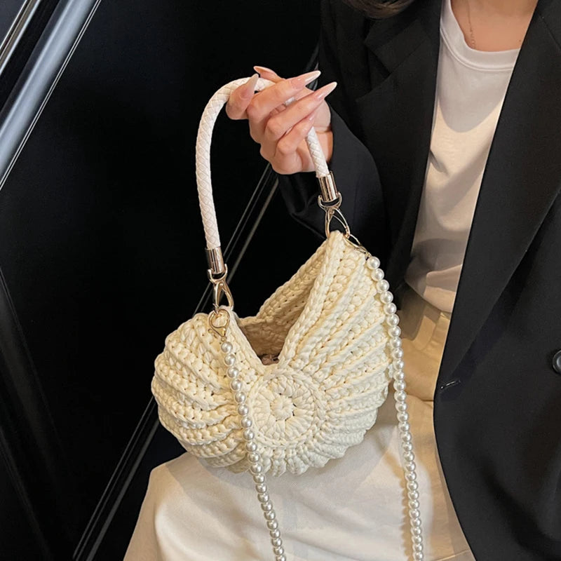 Luxury Hand-woven Shell Bag Women Seaside Conch Shell Messenger Bag