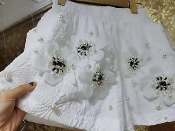 Luxury Style Pearls Beaded 3D Flower Wide Leg Shorts Women's Short Pants Elastic Waist