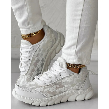 Women Star Pattern Lace-up Breathable Sneakers Daily Casual Round Toe White Sports Shoes Running Shoes