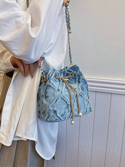 Vintage Denim Bucket Bag Retro Style Light Blue Ripped Edge Design Gold Chain Shoulder Bag