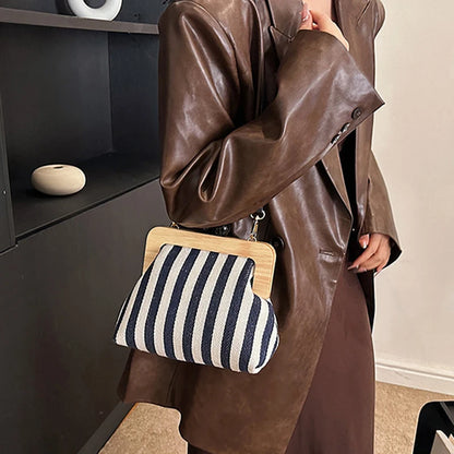 Retro Striped Wooden Clip Shell Bags for Women Messenger Bag Black and white