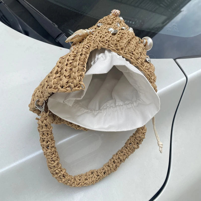Luxury Hand-woven Shell Bag Women Seaside Conch Shell Messenger Bag
